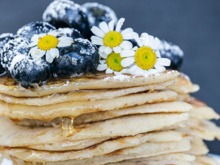 Blueberry Buttermilk Pancakes 6 Blueberry Buttermilk Pancakes